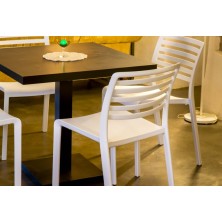 Sillón de bar SEDAVI de polipropileno