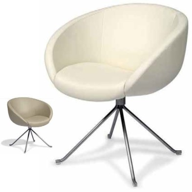 Butaca tapizada Pedro Muñoz pie acero- 72 x 65 cm.