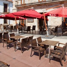 Parasol Padrenda con mástil de madera