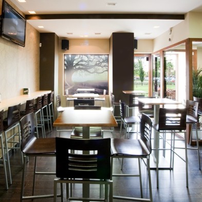 Silla de bar de madera SOLANA