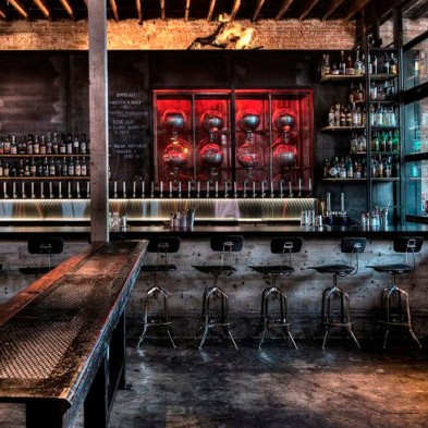 Taburete con Respaldo de metal regulable - POLAN