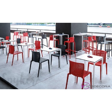 Silla de plastico amarilla Chella