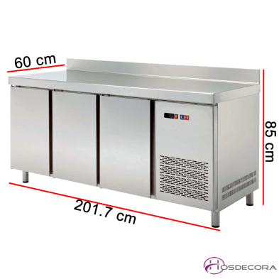 Mesa fría de cocina industrial con 3 módulos