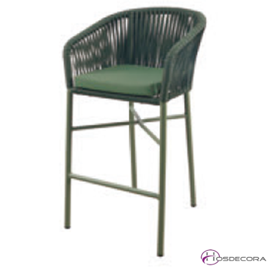 Taburete cómodo y ancho de terraza