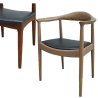 Sillón Berge de madera maciza de fresno.
