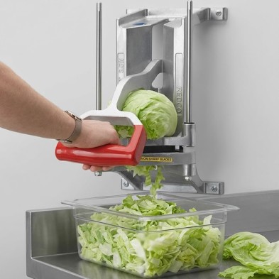 Cortadora fruta y verduras en dados de pared