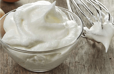 montar claras de huevo